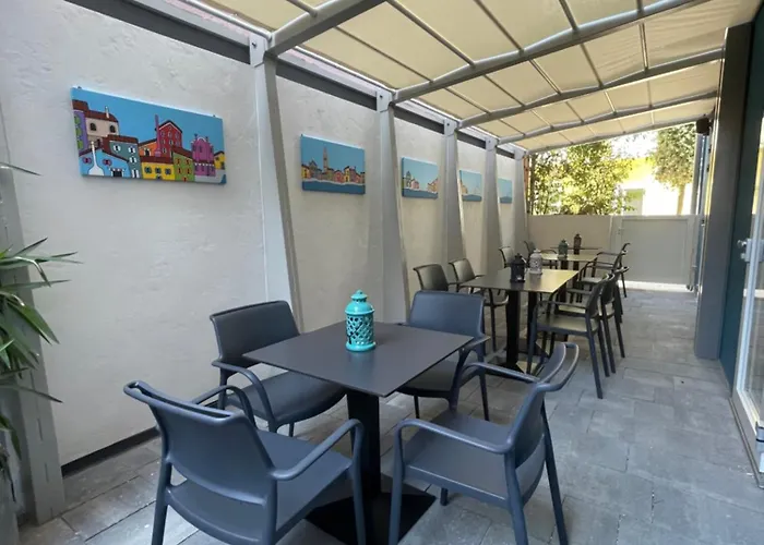 Mar60 아파트호텔