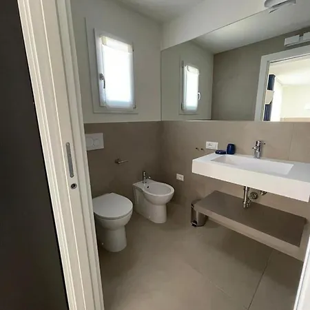 מלון דירות Mar60 4*